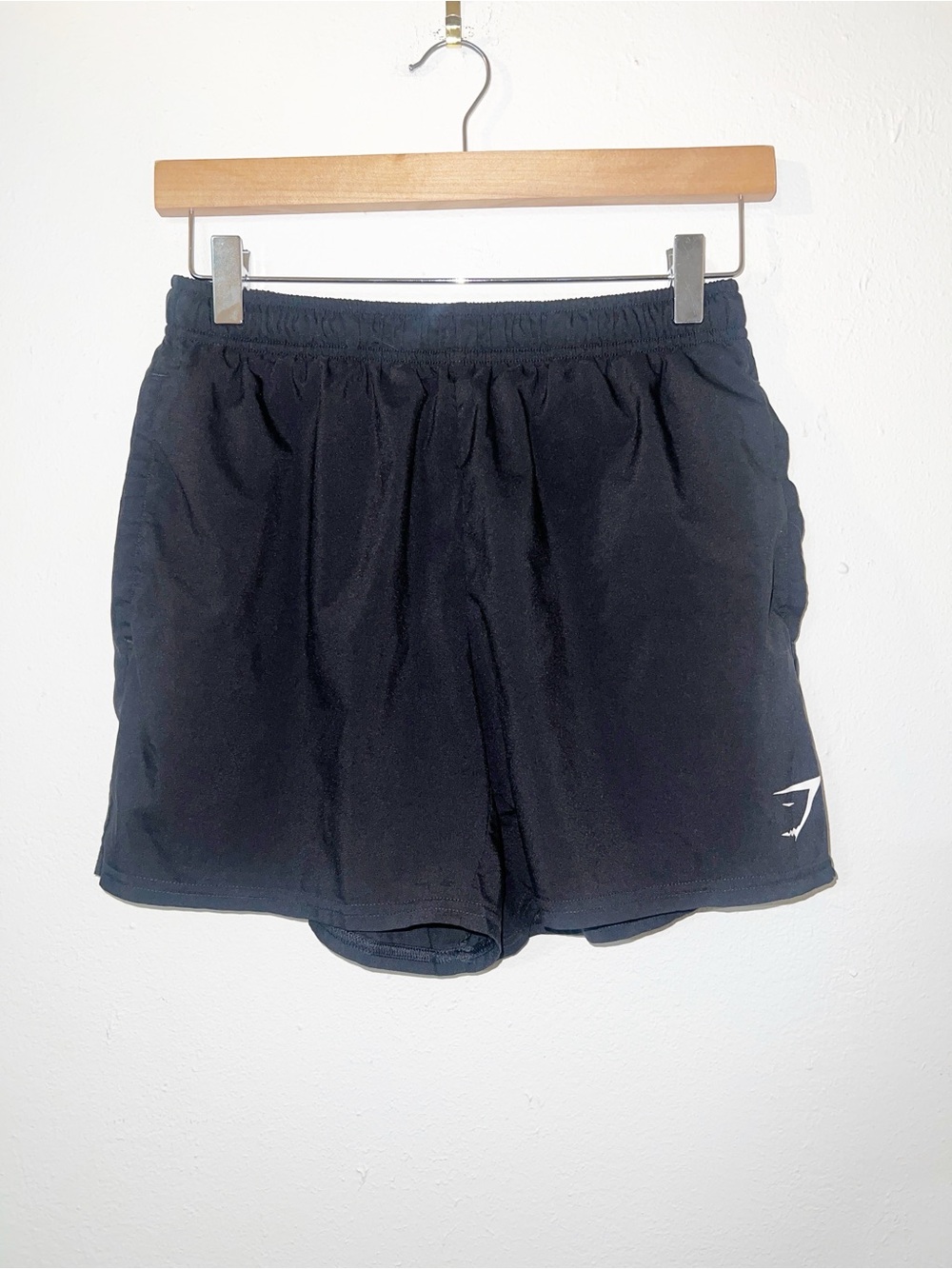 Gymshark women’s black pull on unlined active running shorts